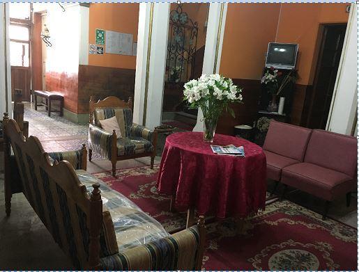 Hostal La Chorrera Quito Esterno foto