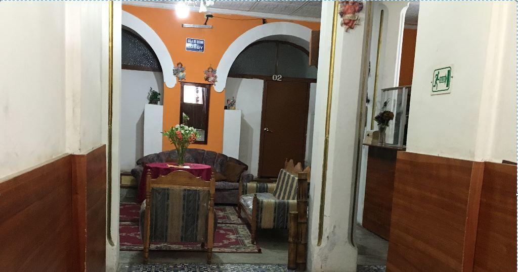 Hostal La Chorrera Quito Esterno foto