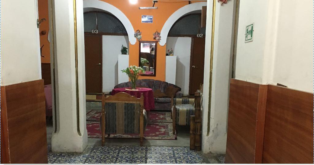 Hostal La Chorrera Quito Esterno foto